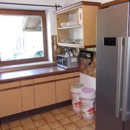 Lejlighed Xxl Apartment, 10 Beds, 4 Sleep-rooms, 140qm, 2 Wc, 2 Shower && Bruckmühl