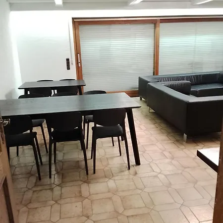 Xxl Apartment, 10 Beds, 4 Sleep-rooms, 140qm, 2 Wc, 2 Shower && Bruckmühl