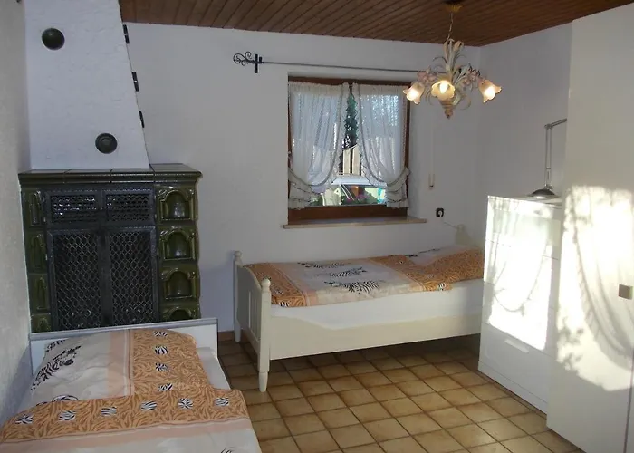 Xxl Apartment, 10 Beds, 4 Sleep-rooms, 140qm, 2 Wc, 2 Shower && Apartment Bruckmuhl