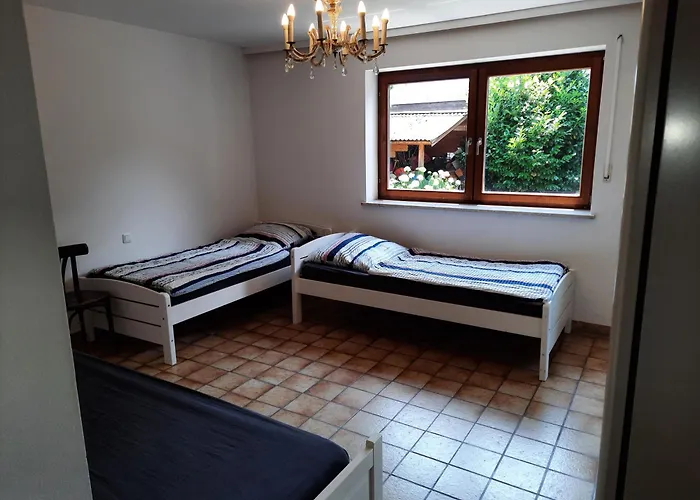 Xxl Apartment, 10 Beds, 4 Sleep-rooms, 140qm, 2 Wc, 2 Shower && Apartment *