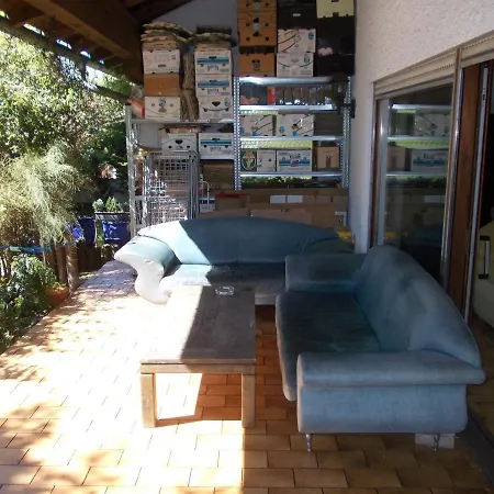 Apartment Xxl Apartment, 10 Beds, 4 Sleep-rooms, 140qm, 2 Wc, 2 Shower && Bruckmuhl