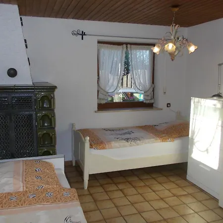 Xxl Apartment, 10 Beds, 4 Sleep-rooms, 140qm, 2 Wc, 2 Shower && Apartment Bruckmuhl