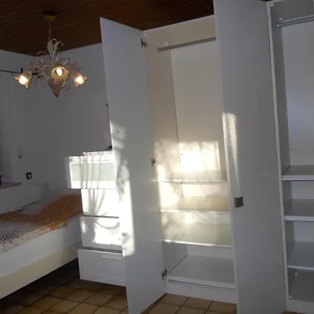 Apartment Xxl Apartment, 10 Beds, 4 Sleep-rooms, 140qm, 2 Wc, 2 Shower && Bruckmuhl